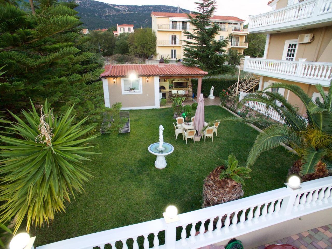 Madalena'S Apartment Razata Exterior photo