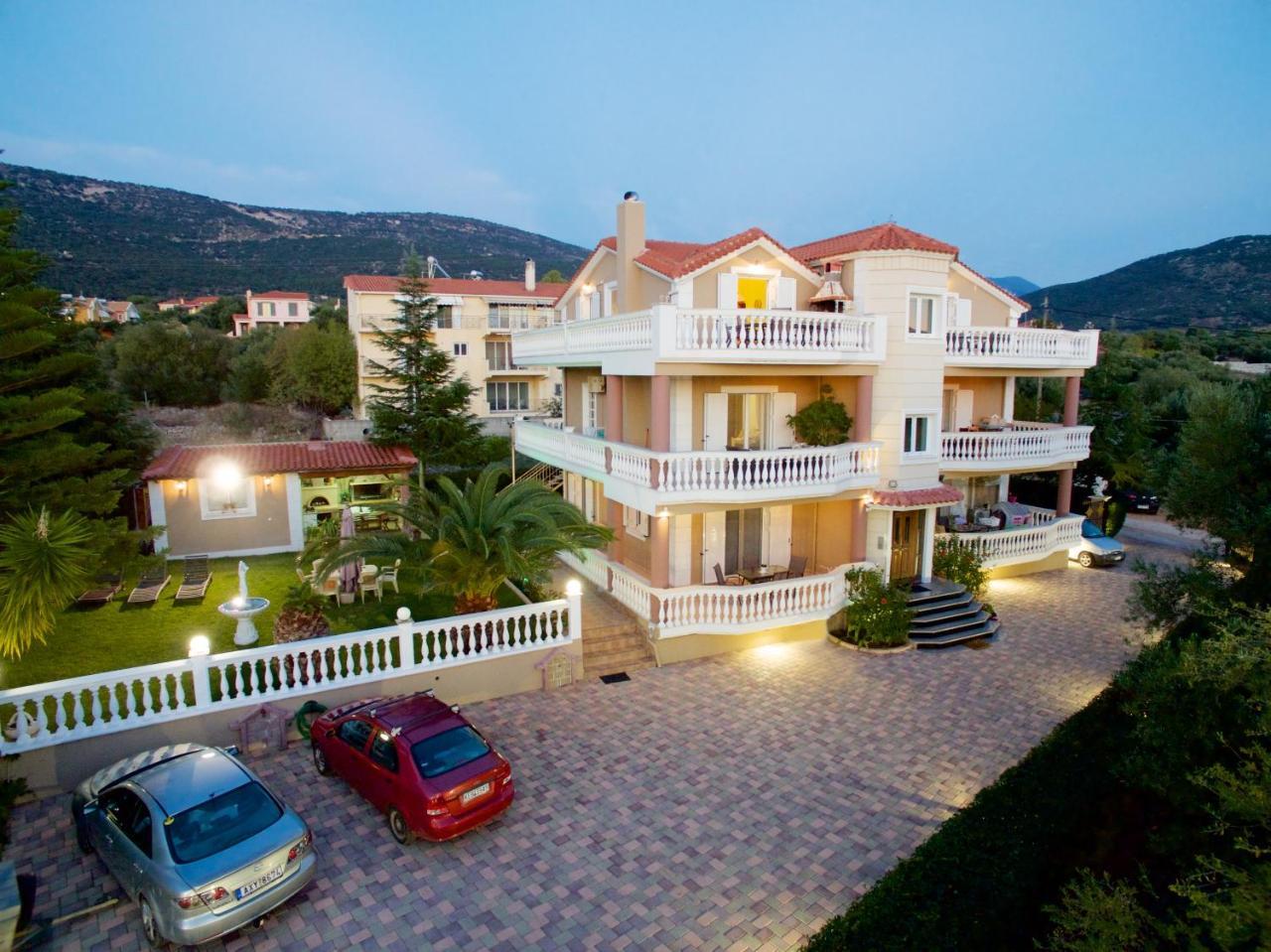 Madalena'S Apartment Razata Exterior photo